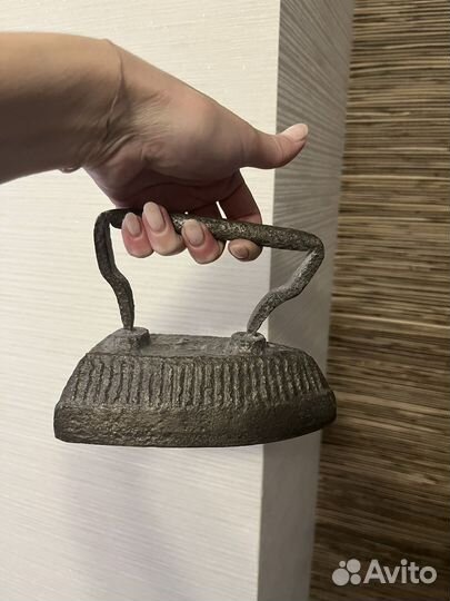 Утюг чугунный старинный