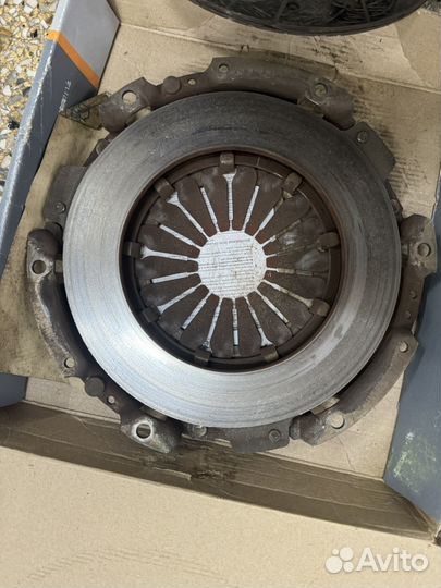 Выжимной диск