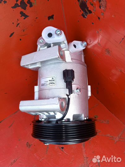 Компрессор кондиционера Nissan Almera Primera