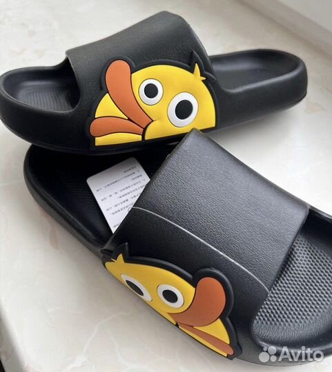 Шлепанцы унисекс 36,5-37,5 размер