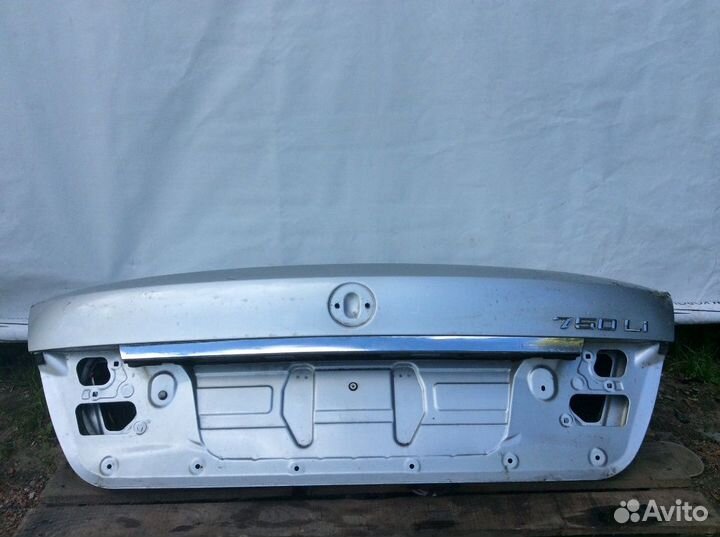 Крышка багажника F01 F02 F03 F04 серебристая BMW