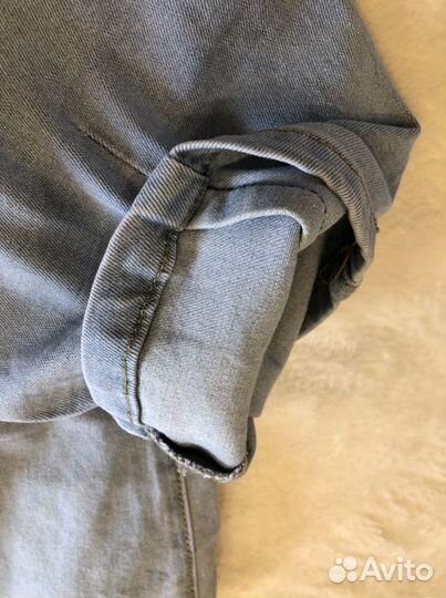 Джинсы новые 23, 24, 25, 26
