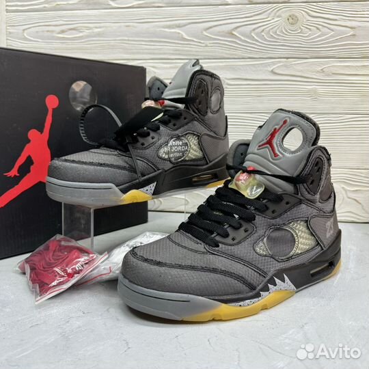 Nike air jordan 5 off white