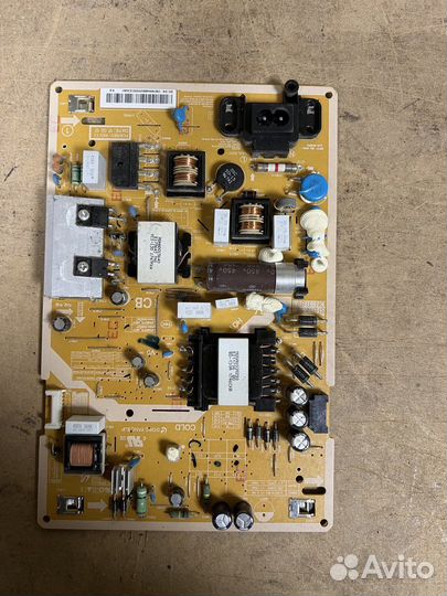 Телевизор Samsung UE40M5000AU в разбор