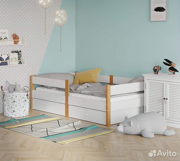 Детская кровать с бортиками