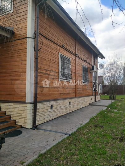 Дом 158 м² на участке 15 сот.