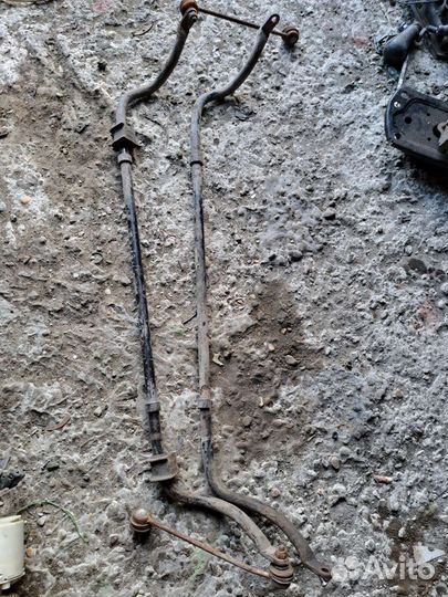 Стабилизатор передний на Jaguar x-type