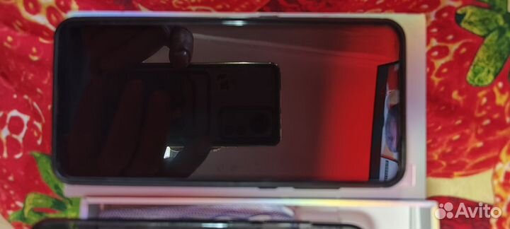 Xiaomi Mi 9, 6/128 ГБ