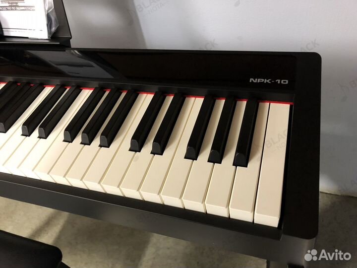 Цифровое пианино Nux + стойка