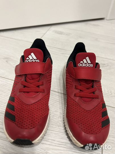 Кроссовки для мальчика adidas 30 размер