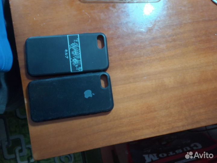 Чехлы на телефоны