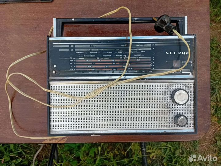 Радиоприемник,магнитофон vef 202 СССР