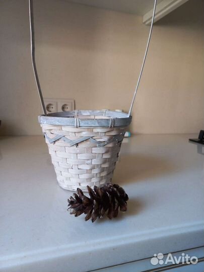 Корзинка декоративная