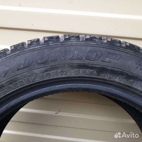 Dunlop SP Winter Ice 02 225/50 R17 98T