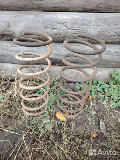 Пружины задние и передние