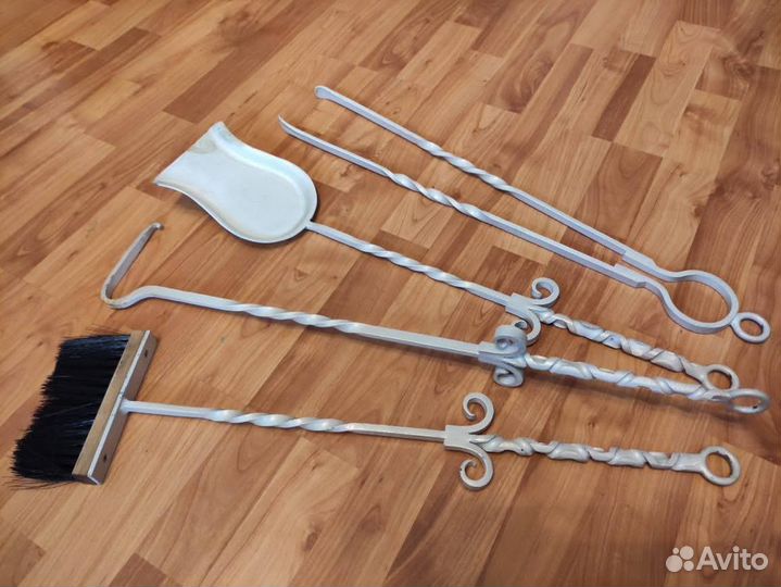 Кованый каминный набор из 4х предметов