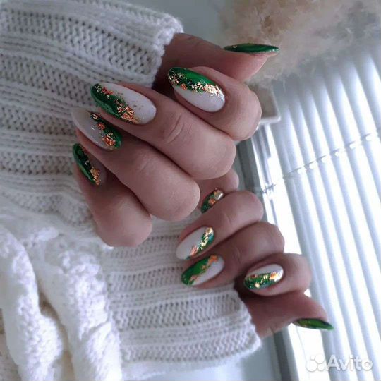 Маникюр и педикюр