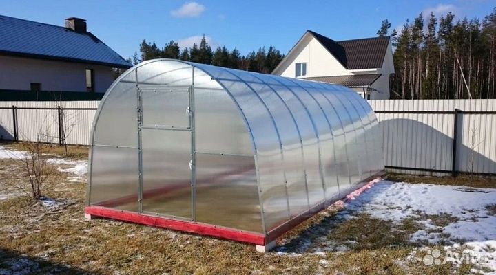 Теплица из поликарбоната