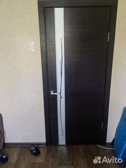 Межкомнатные двери бу 60 см с коробкой