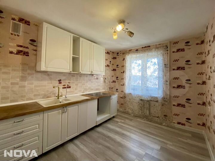 4-к. квартира, 76,9 м², 9/9 эт.