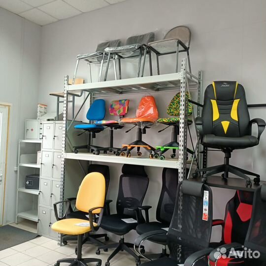 Компьютерное детское кресло KD-4-F зелен карандаши