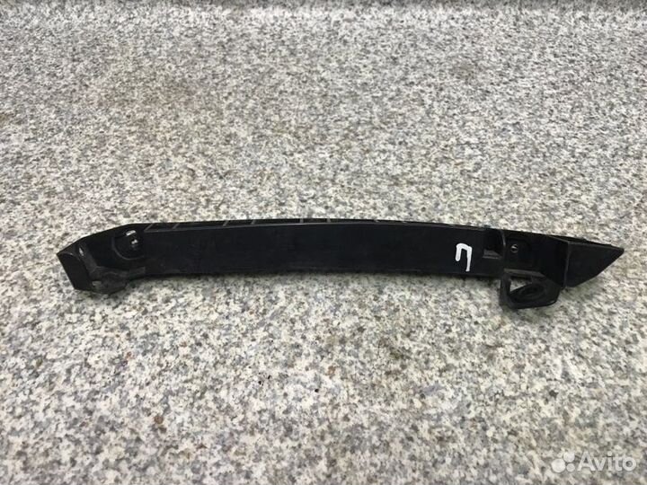 Кронштейн бампера прав. перед. Subaru Impreza