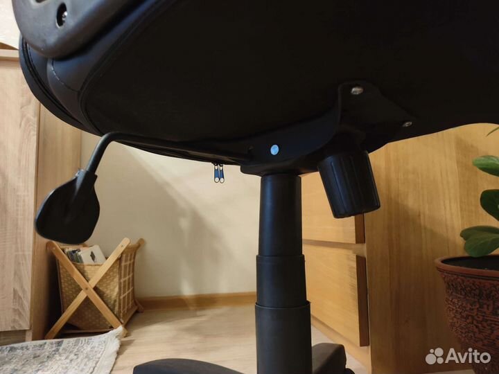 Компьютерное кресло бу