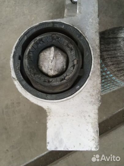 Рычаг подвески передний правый Volvo Xc60 B4204T26