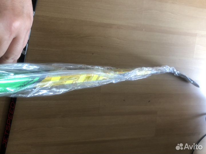 Новая хоккейная клюшка Bauer Supreme Ultrasonic SR