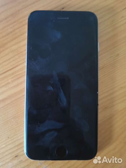 Телефон iPhone 6