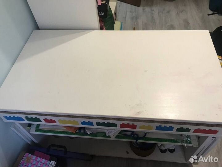 Письменный стол