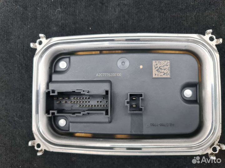 Блок управления правой фары Mercedes W213 рест