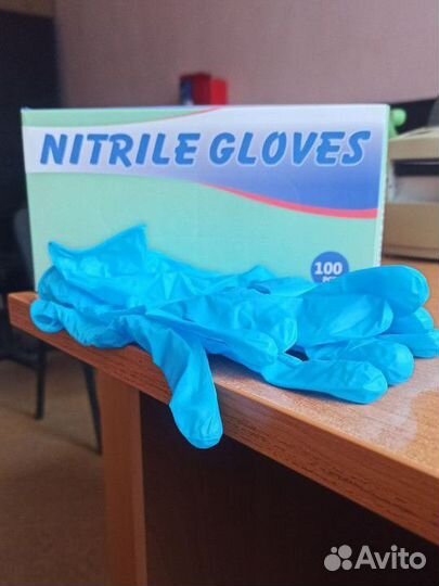 Перчатки одноразовые нитриловые