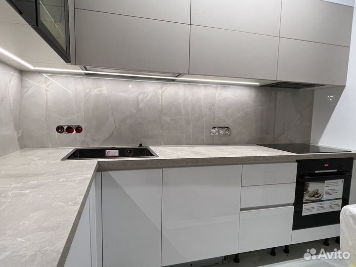 Плиточник укладка плитки