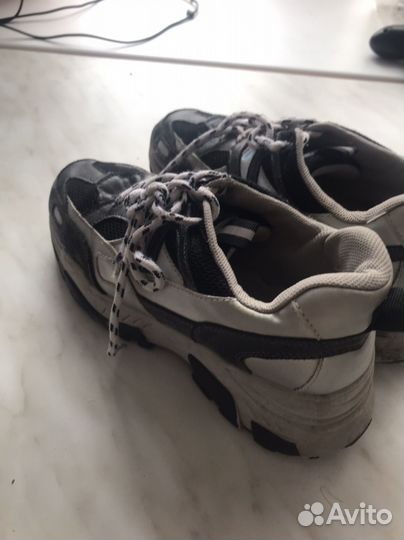 Кросовки летние для девочки 35 размер