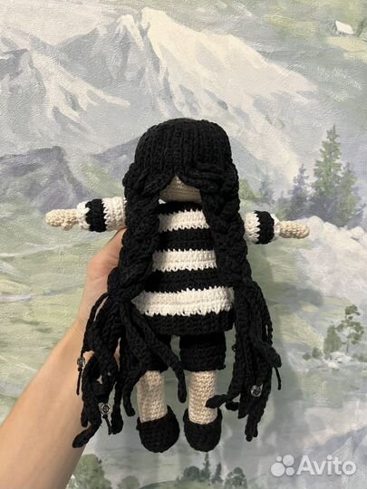 Вязаная кукла Wednesday амигуруми