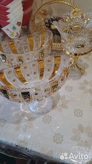 Вазы конфетницы на ножке