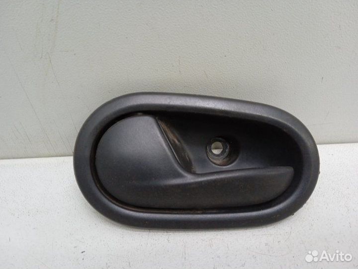 Ручка двери внутренняя левая Renault Logan 2 1.6