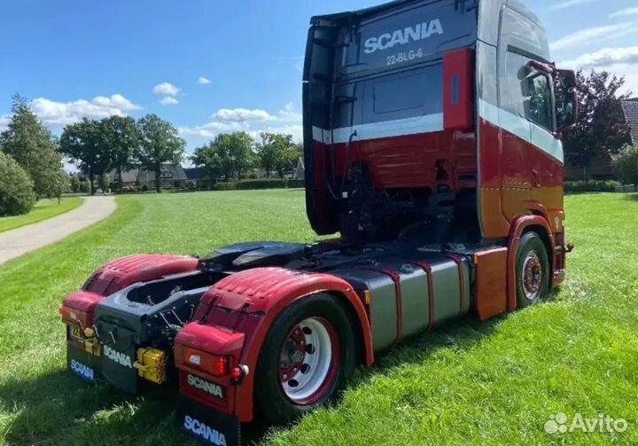 Pазбираем грузовик Scania 6 series с 2016