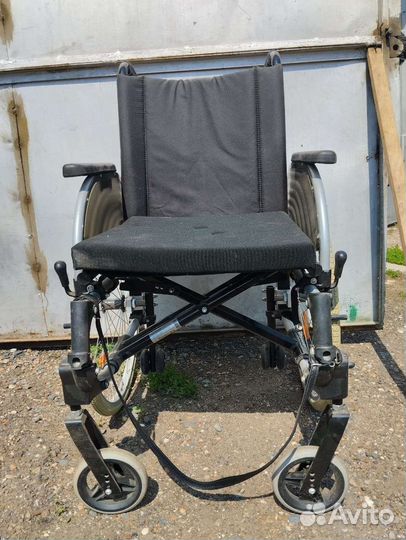 Инвалидная коляска новая