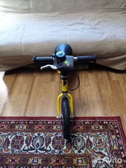 Беговел Yedoo Too Too B модель желтого цвета