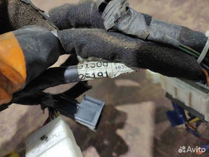 Жгут проводов подпанели Hyundai Accent