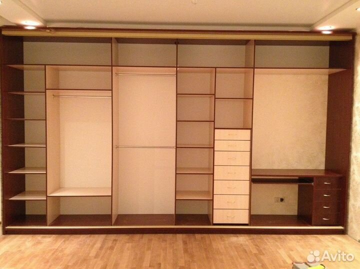 Встроенный шкаф