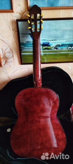 Классическая гитара с подключением