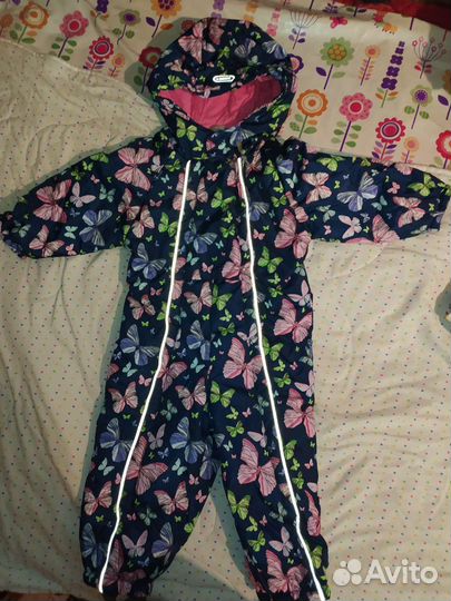 Ветровка для девочки