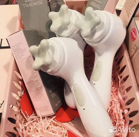 Щётка для ухода за кожей+массажная насадка.Новые