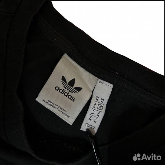 Футболка adidas