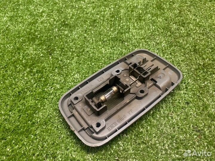 Плафон подсветки салона Toyota Carina E 2C 1994