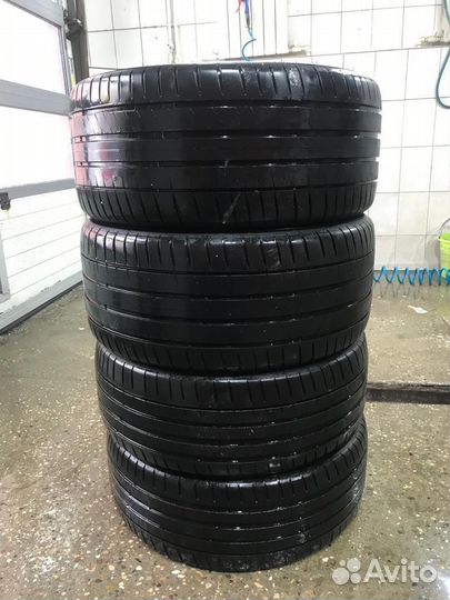 Michelin Pilot Sport 4 245/40 R19 и 245/45 R19