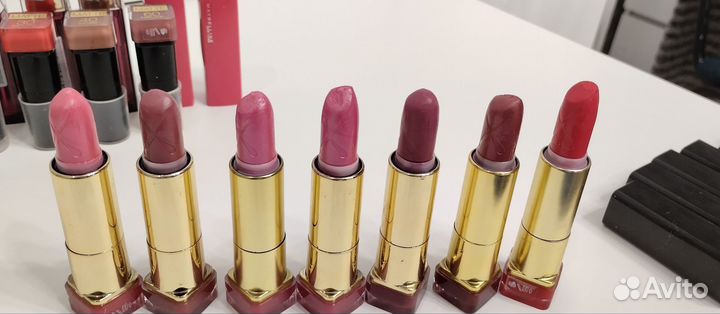 Матовая помада Макс Фактор